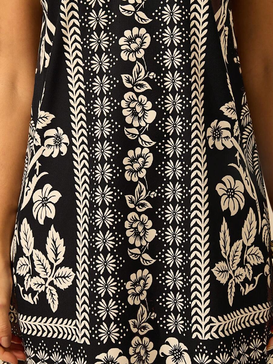 Vestido Mini Negro & Beige Boho con Cinturón y Espalda Cruzada