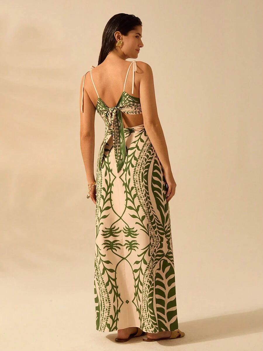 Vestido bohemio con palmeras y cintura abierta