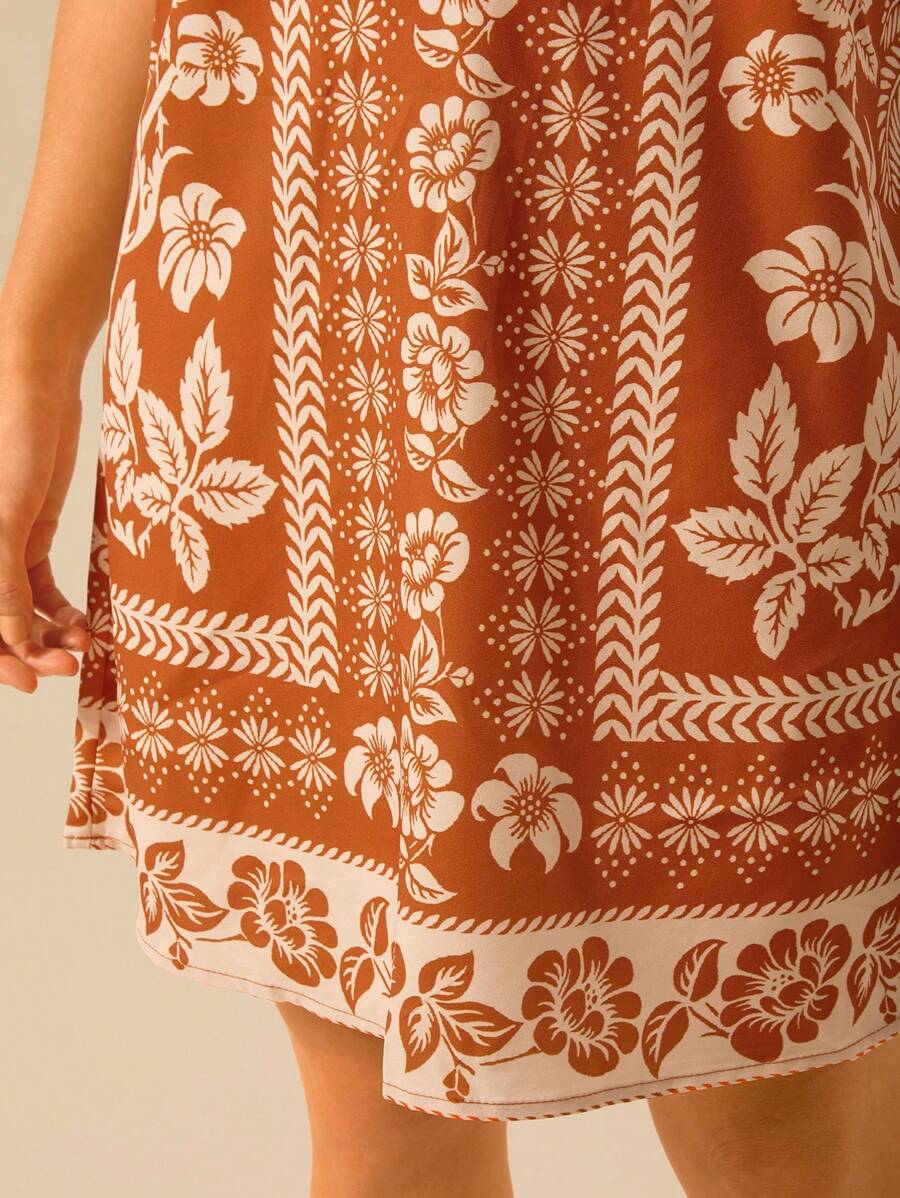 Vestido Mini Negro & Beige Boho con Cinturón y Espalda Cruzada