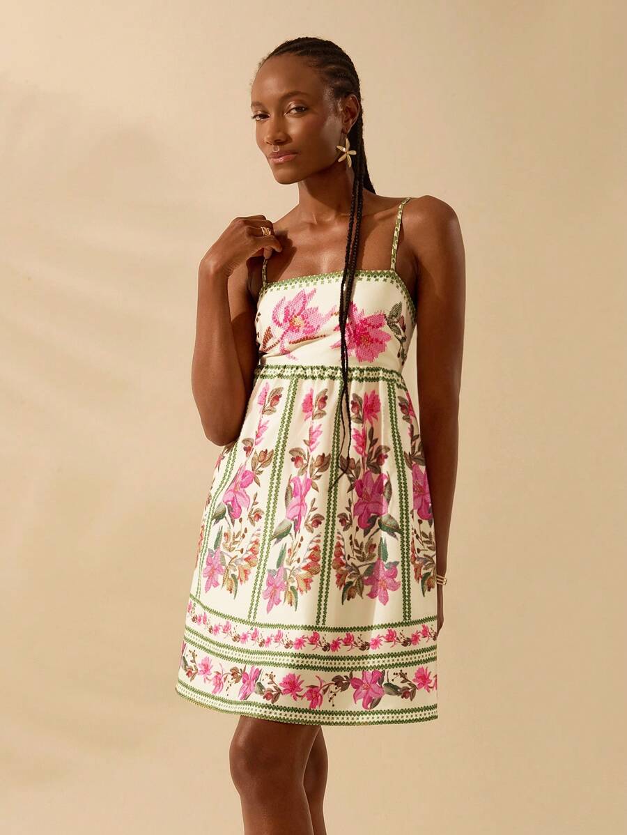 Vestido corto boho con lazo frontal y espalda abierta