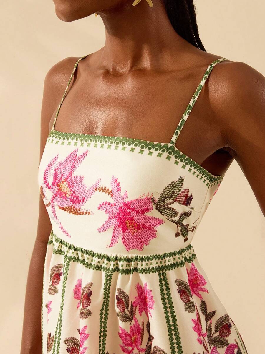 Vestido corto boho con lazo frontal y espalda abierta