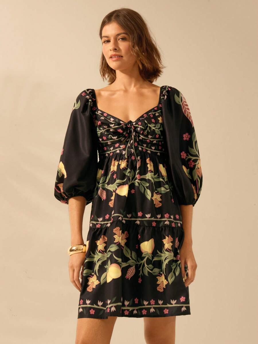 Vestido Corto Negro con Mangas Globo & Limón Boho