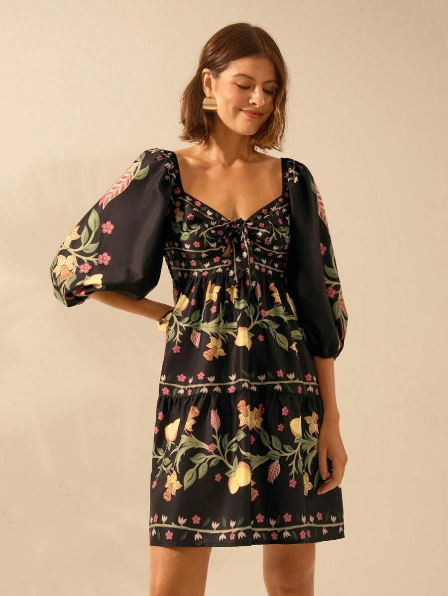 Vestido Corto Negro con Mangas Globo & Limón Boho