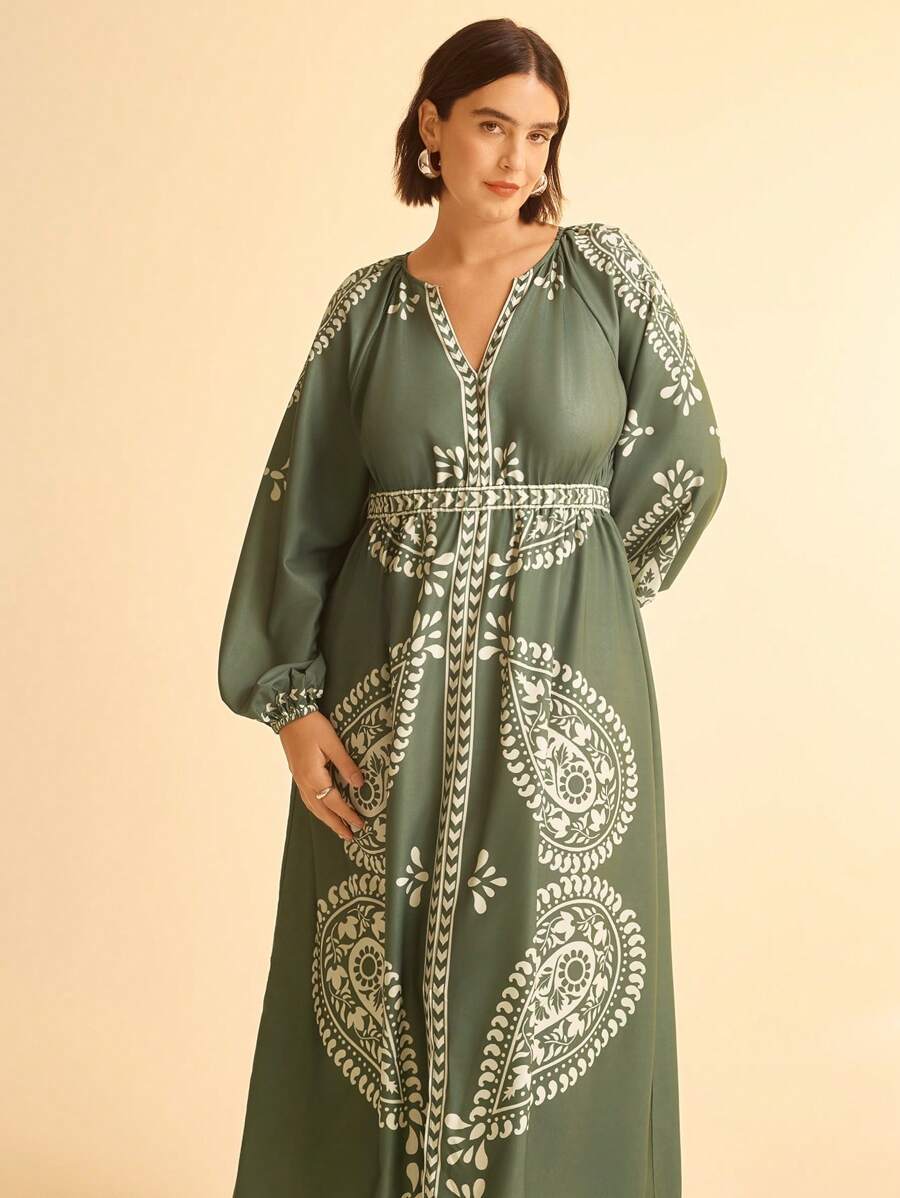 Vestido Largo Verde Beige con Fenda y Mangas Globo
