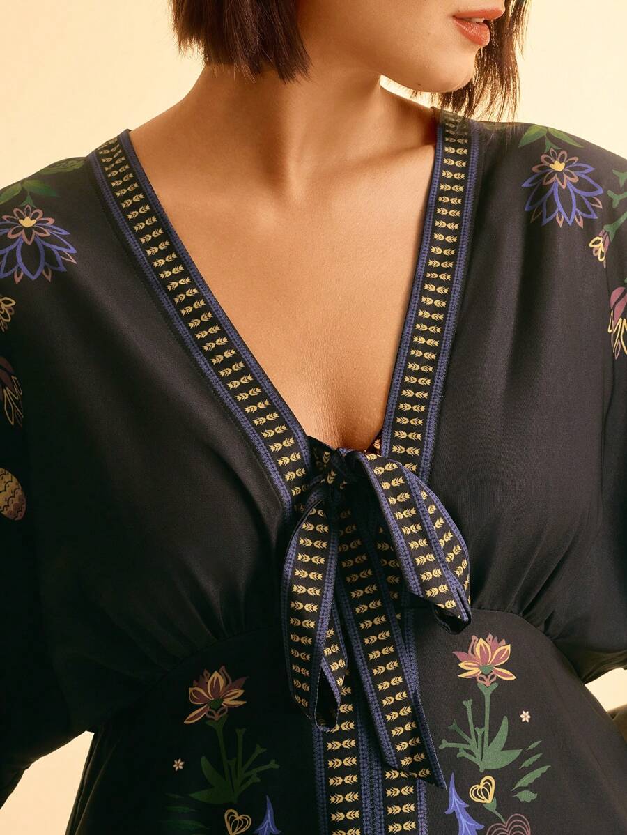 Vestido Corto Boho Plus Size, Mangas Murciélago, Papagayo & Piña