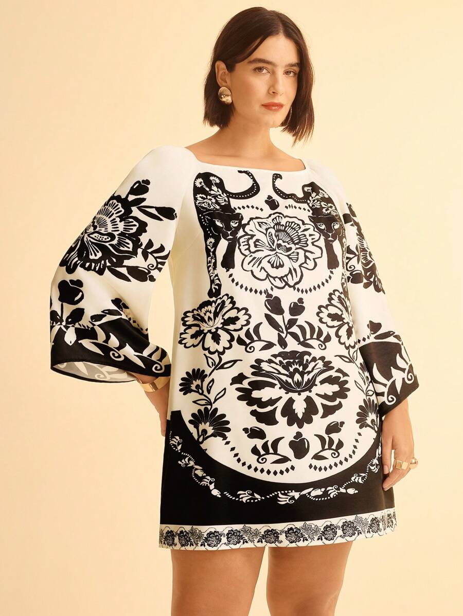 Vestido Corto Plus Size, Mangas Sueltas, Peonía & Leopardo
