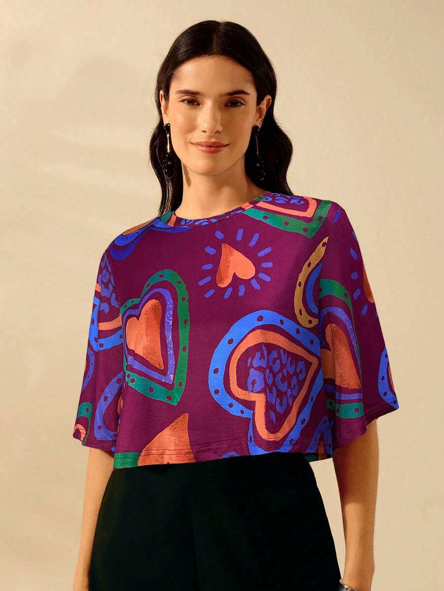 Remera Boho Tropical con Corazón, Cuello Redondo