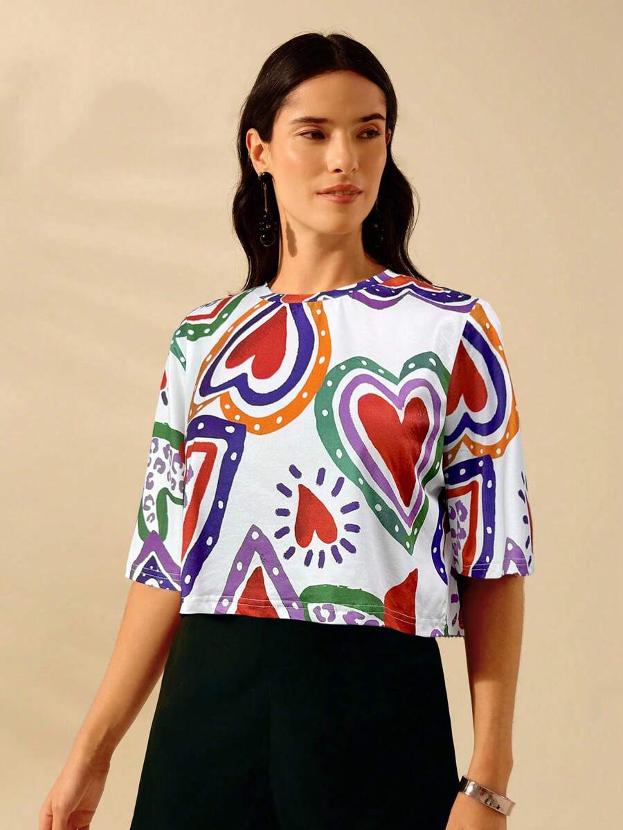 Remera Boho Tropical con Corazón, Cuello Redondo
