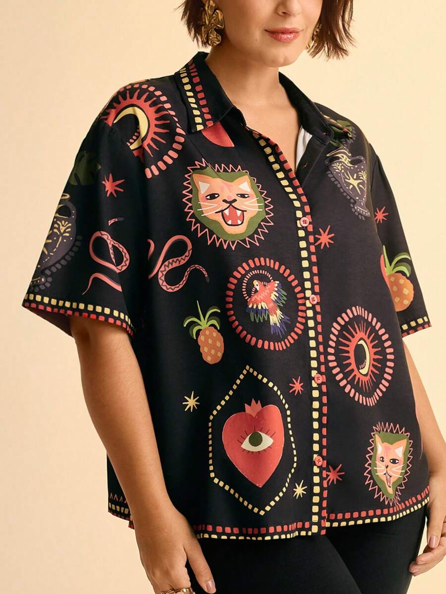 Camisa Boho Negra Plus Size con Estampas Tropicales