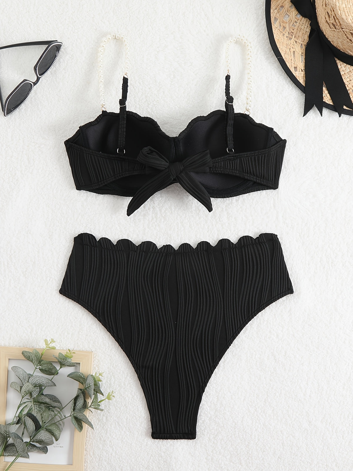 Biquíni de pérolas negro